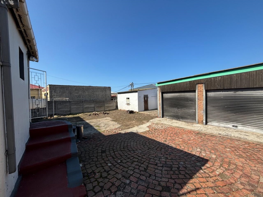 3 Bedroom Property for Sale in Sidwell Eastern Cape